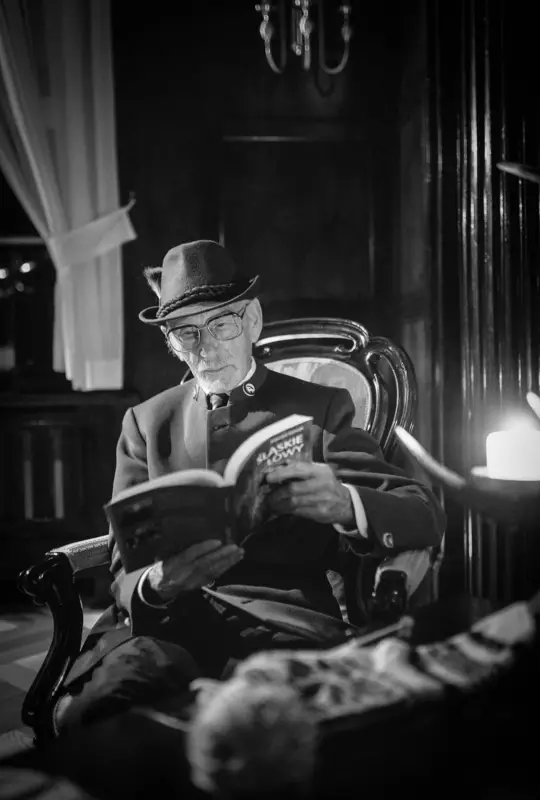 Zespół Pieśni i Tańca Śląsk im. Stanisława Hadyny z wielkim bólem zawiadamia, że 19 stycznia 2021 roku zmarł Pan Paweł Mucha